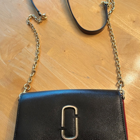 Marc Jacobs The Snapshot Wallet On Chain crossbody. In very good condition! - Picture 7 of 14